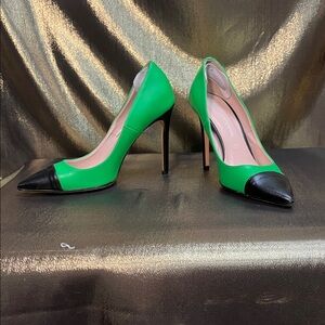 Carrie Heel by IDENTITA Green and Black Stiletto Heels NIB NWT